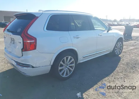 2016 Volvo Xc90 T6 Inscription z USA, uszkodzony, nr VIN YV4A22PL0G1054975